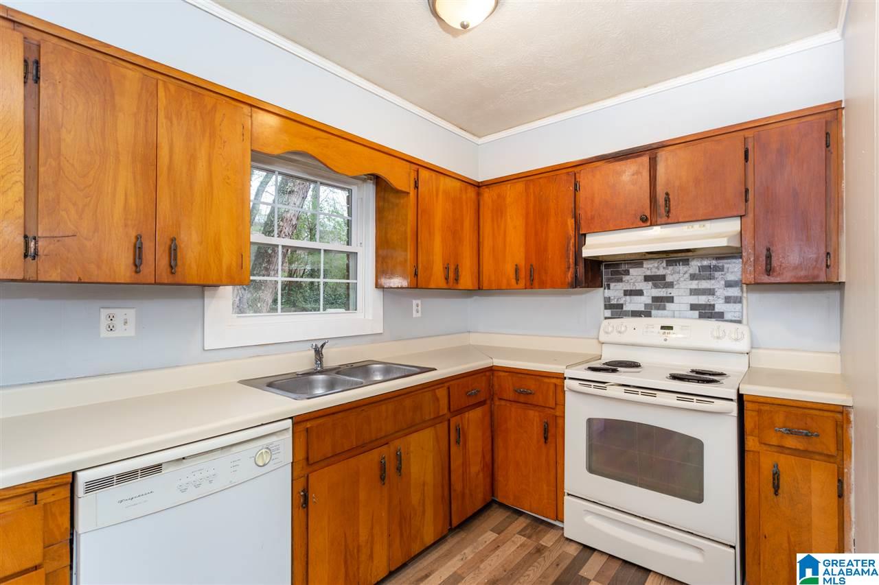 336 45th Street West Anniston, AL 36206 - Photo 5 of 32