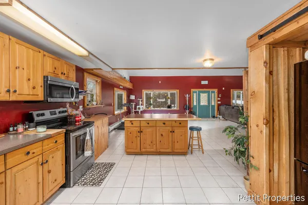 $275,000 | 10352 North Athey Avenue, Harrison, MI 48625