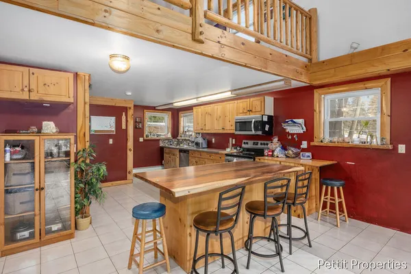 $275,000 | 10352 North Athey Avenue, Harrison, MI 48625