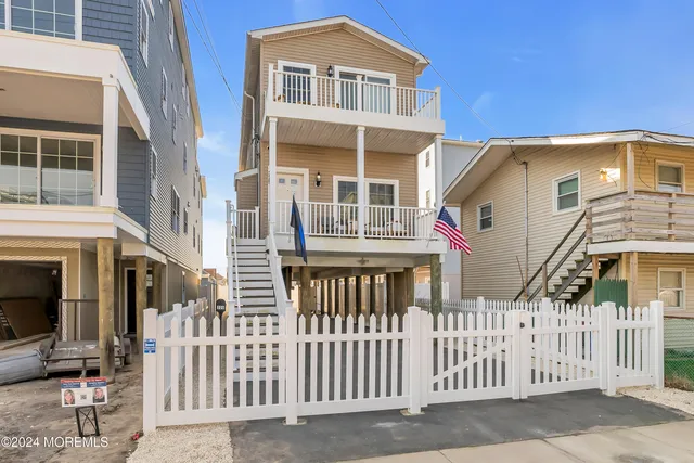 $4,500 | 329 Franklin Avenue, Seaside Heights, NJ 08751
