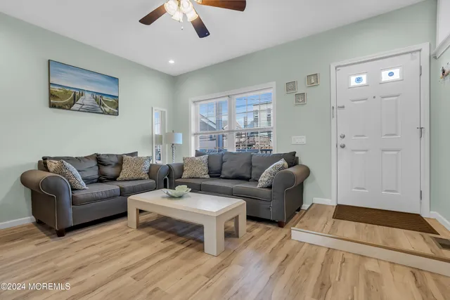 $4,500 | 329 Franklin Avenue, Seaside Heights, NJ 08751