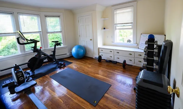 $4,000 | 4 Phillips Road, Nahant, MA 01908