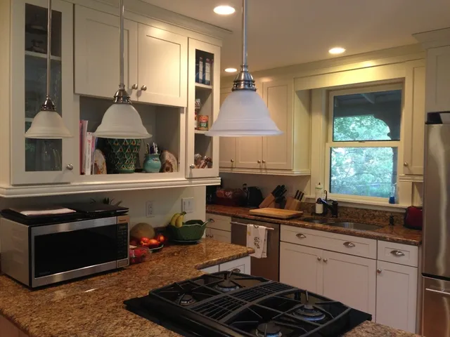 $4,000 | 4 Phillips Road, Nahant, MA 01908