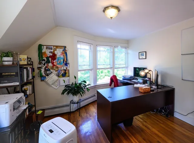 $4,000 | 4 Phillips Road, Nahant, MA 01908