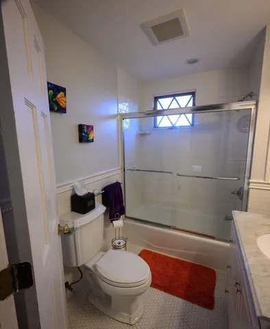 $4,000 | 4 Phillips Road, Nahant, MA 01908