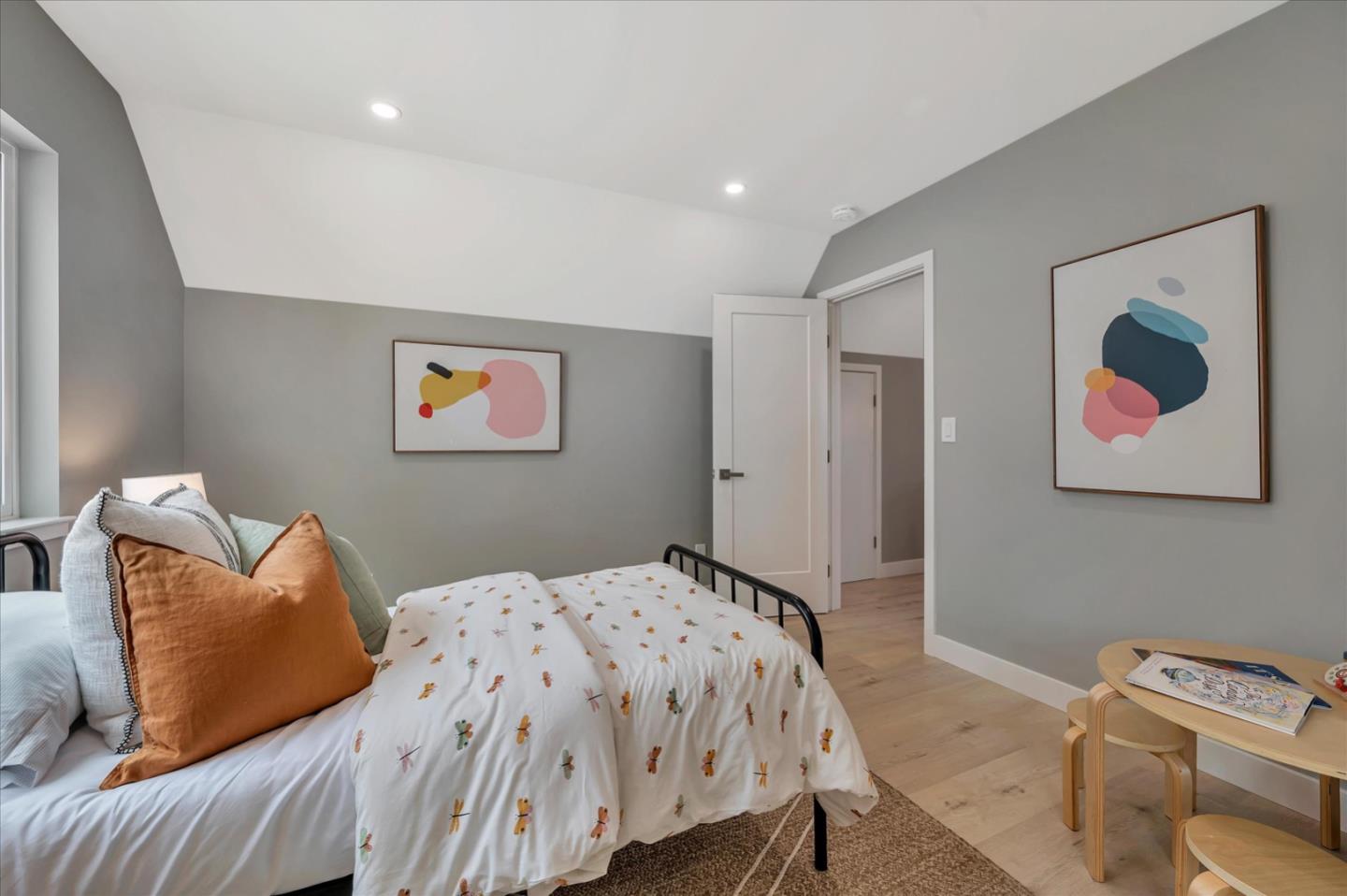 467 Glasgow Drive Pacifica, CA 94044 - Photo 26 of 47 a bedroom with a bed and cupboard