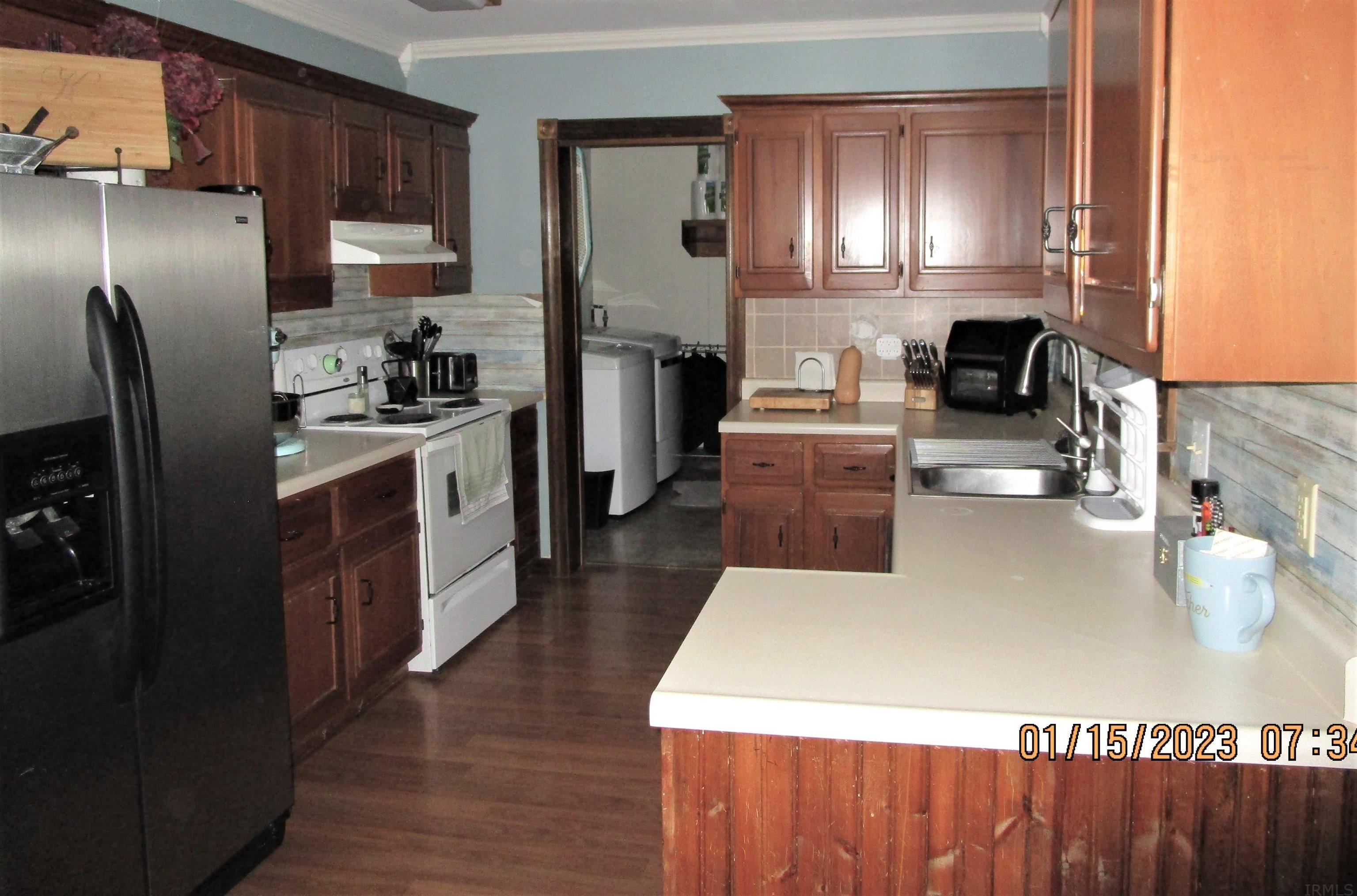 418 John Street Decatur, IN 46733 - Photo 6 of 20