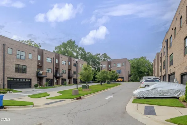 $2,095 | 208 Asher Springs Circle, Fuquay-Varina, NC 27526