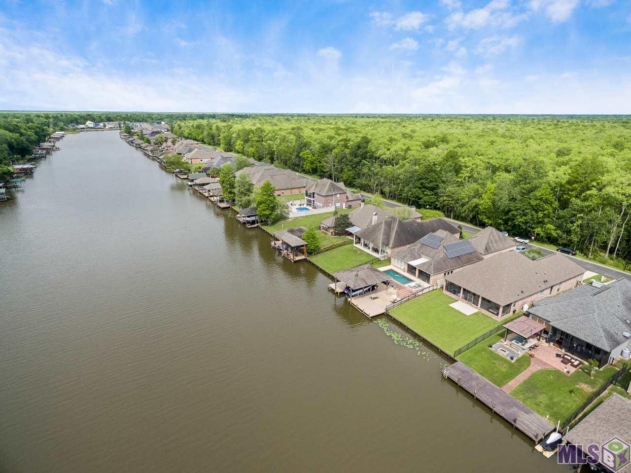 21097 Waterfront E Drive Maurepas, LA 70449 - Photo 23 of 25