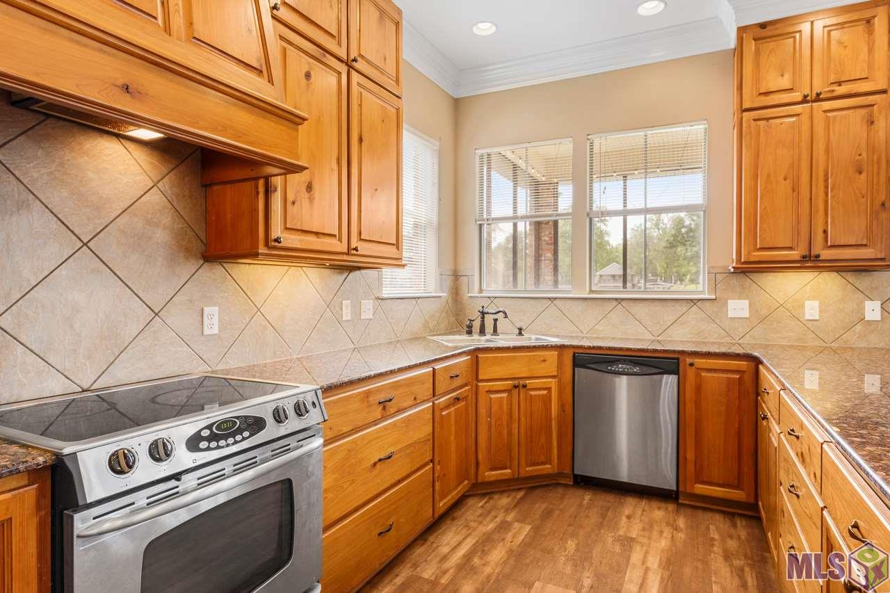 21097 Waterfront E Drive Maurepas, LA 70449 - Photo 5 of 25