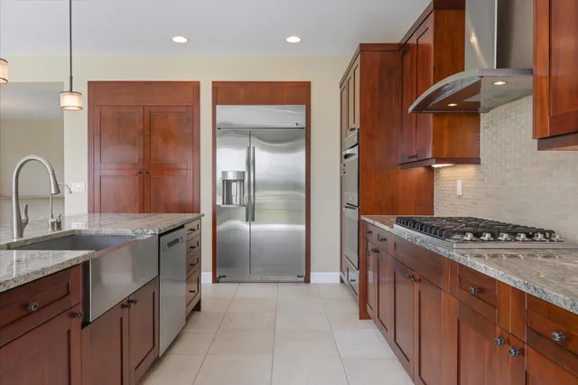 $2,695,000 | 78-124 Holuakai Street, Kailua-Kona, HI 96740