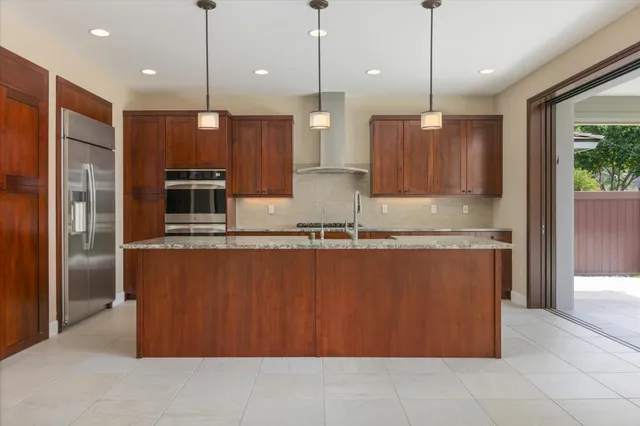 $2,695,000 | 78-124 Holuakai Street, Kailua-Kona, HI 96740