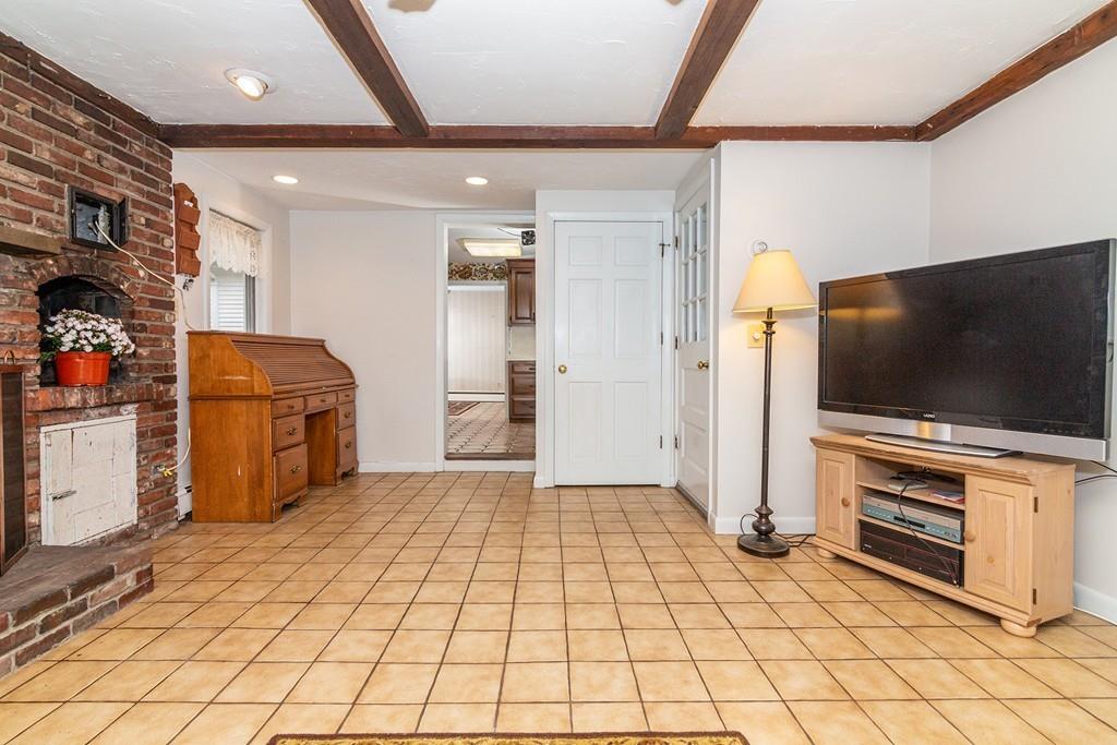 87 Woodland Road Ashland, MA 01721 - Photo 4 of 33 Gallery Image 4
