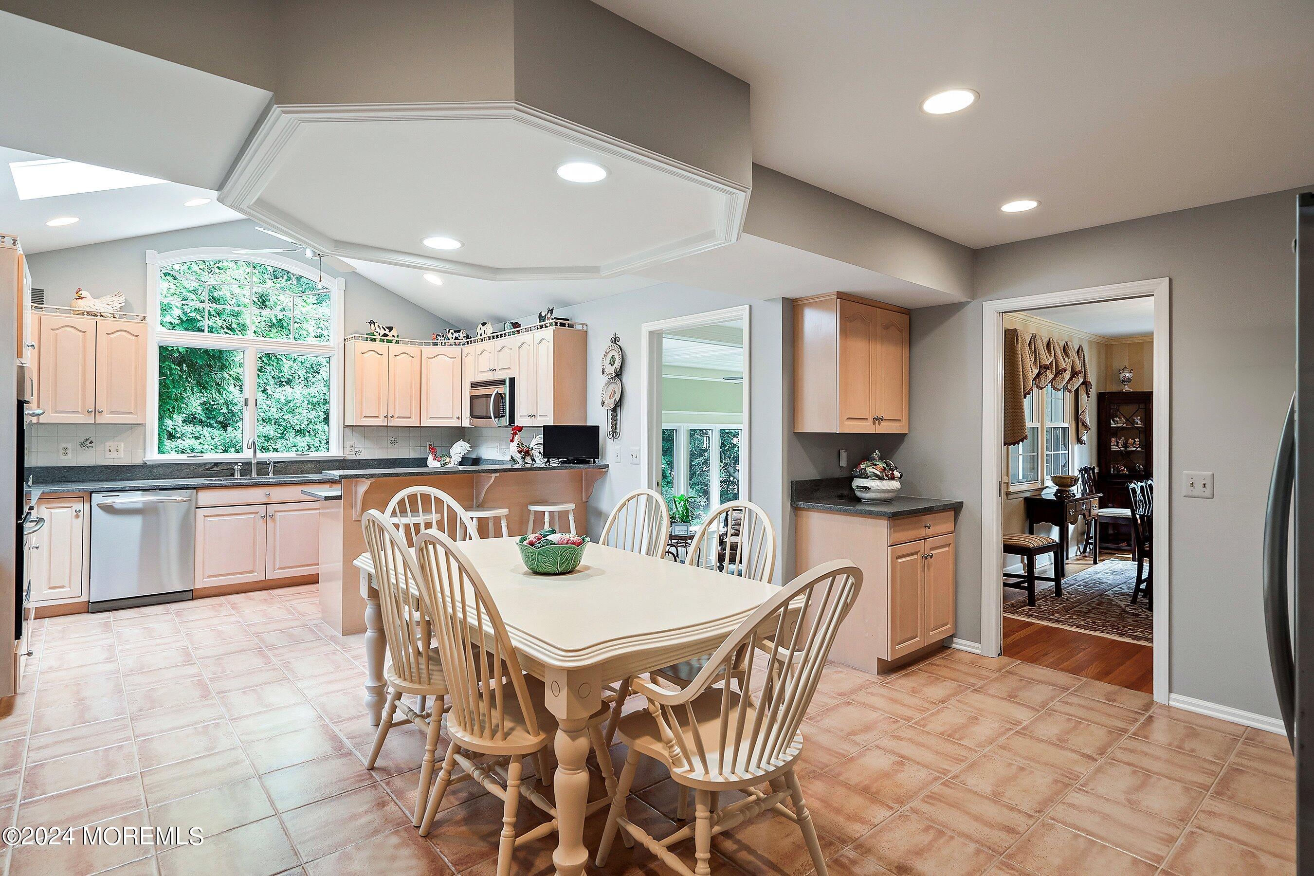 70 Silverbrook Road Shrewsbury, NJ 07702 - Photo 11 of 46 16-Kitchen 1B