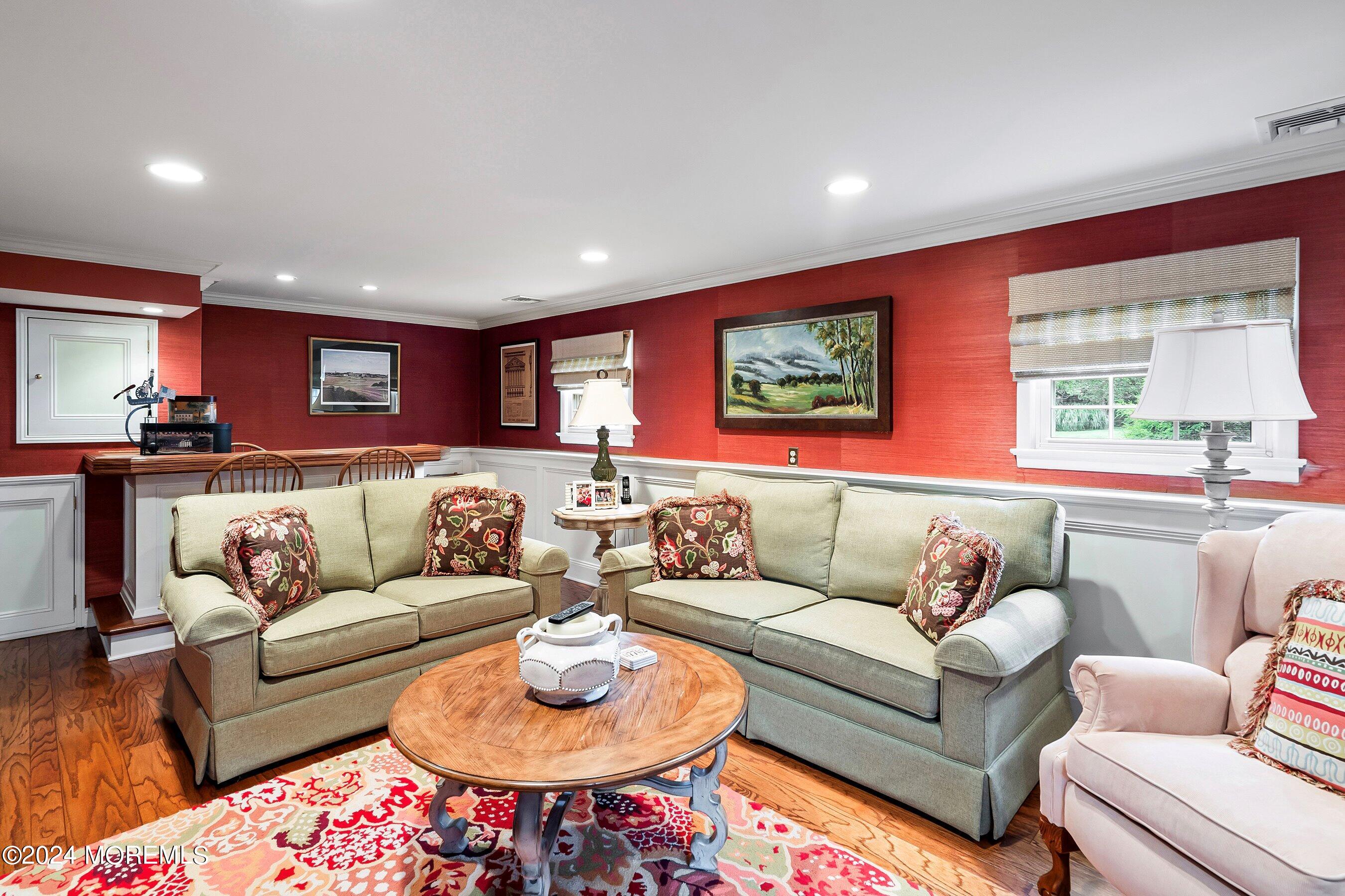 70 Silverbrook Road Shrewsbury, NJ 07702 - Photo 20 of 46 25-Family 1B