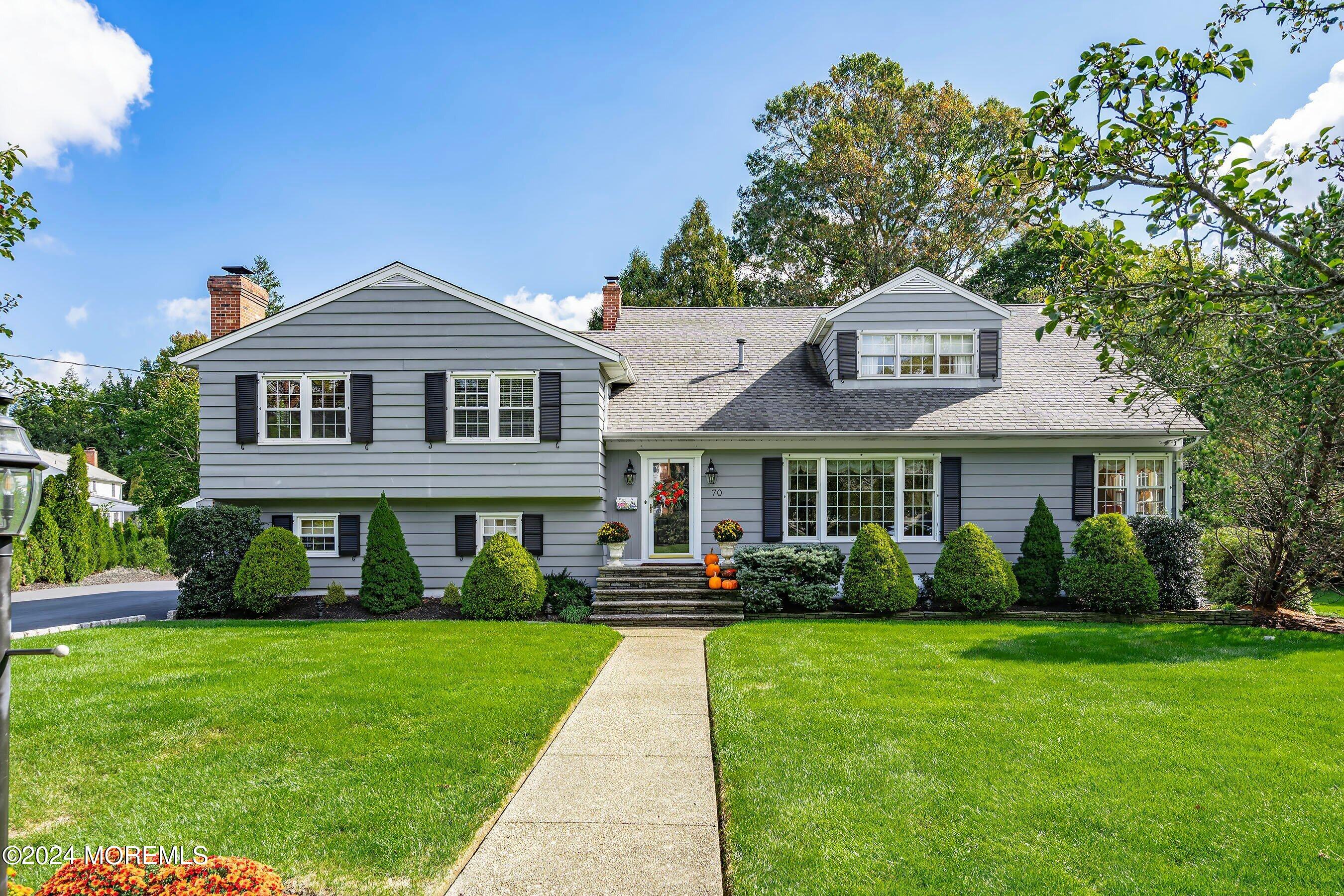 70 Silverbrook Road Shrewsbury, NJ 07702 - Photo 2 of 46 Oct 2024 Front 11