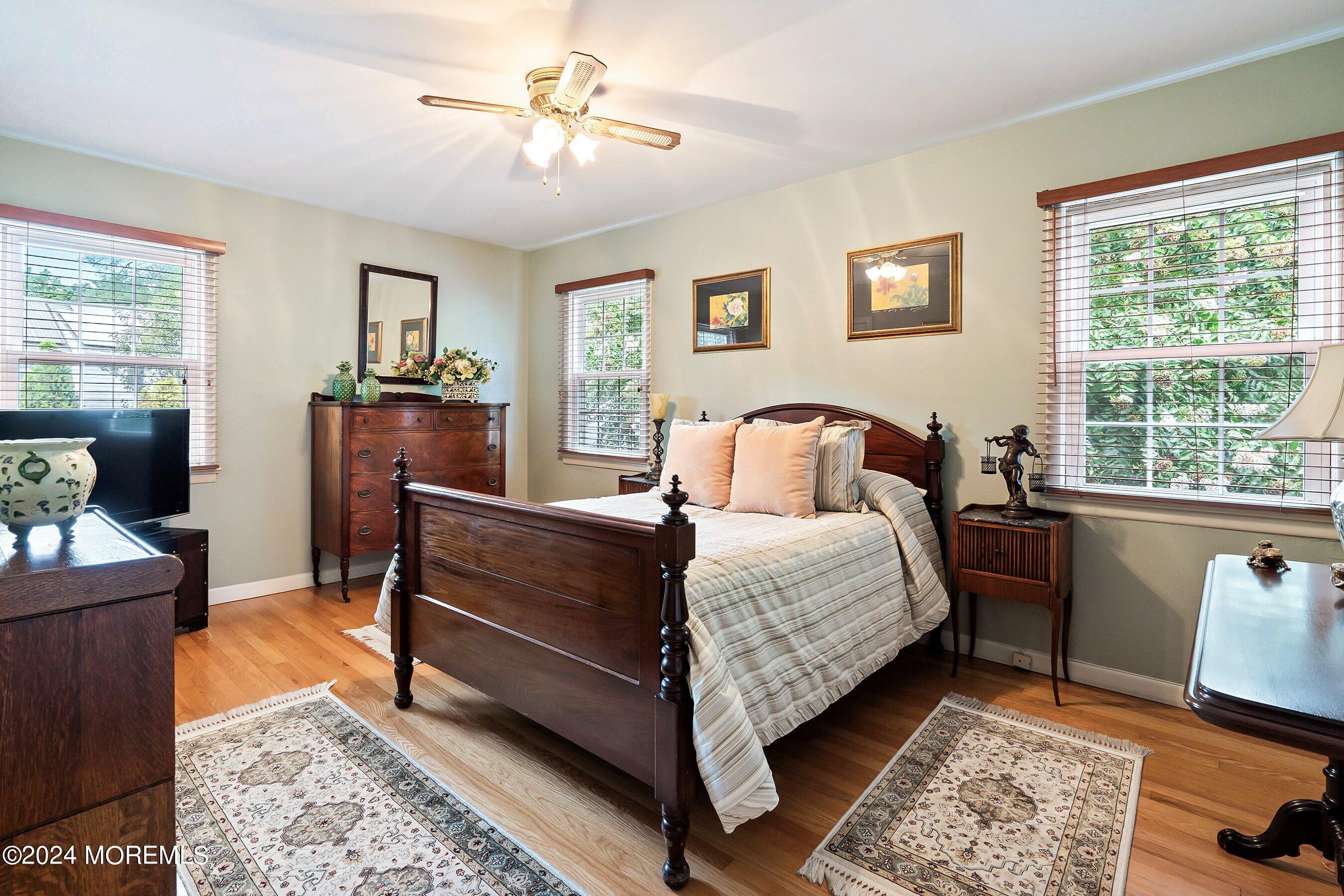 70 Silverbrook Road Shrewsbury, NJ 07702 - Photo 25 of 46 31-Bed 2