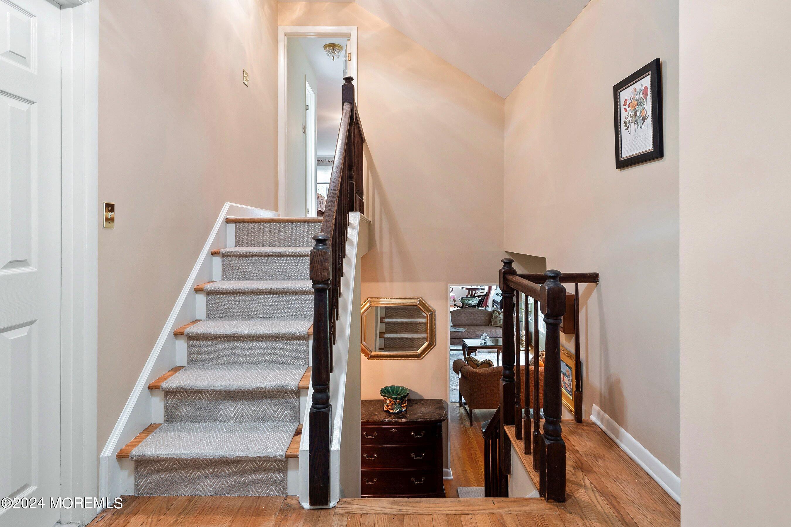 70 Silverbrook Road Shrewsbury, NJ 07702 - Photo 30 of 46 37-Landing 2