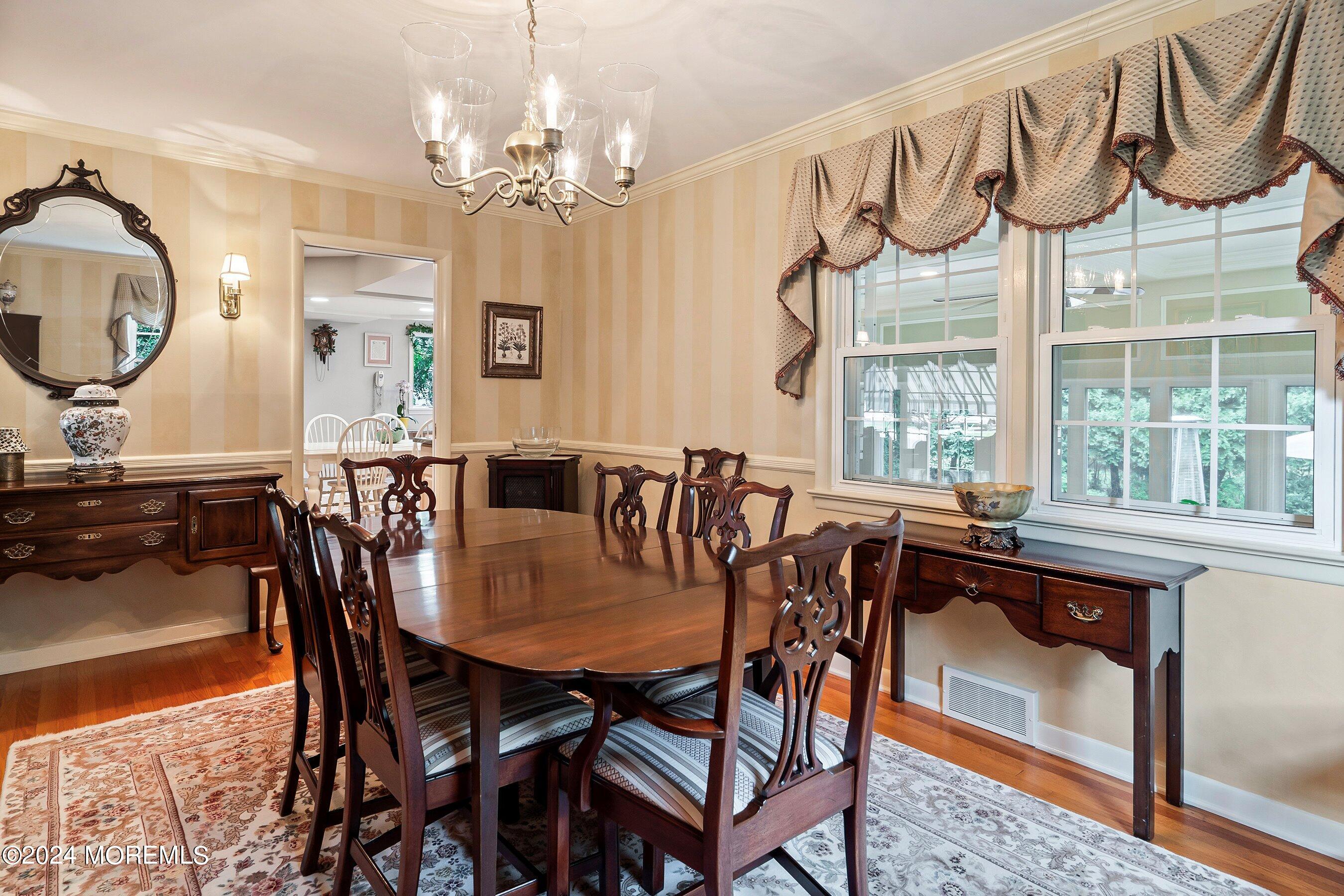 70 Silverbrook Road Shrewsbury, NJ 07702 - Photo 9 of 46 14-Dining 1B