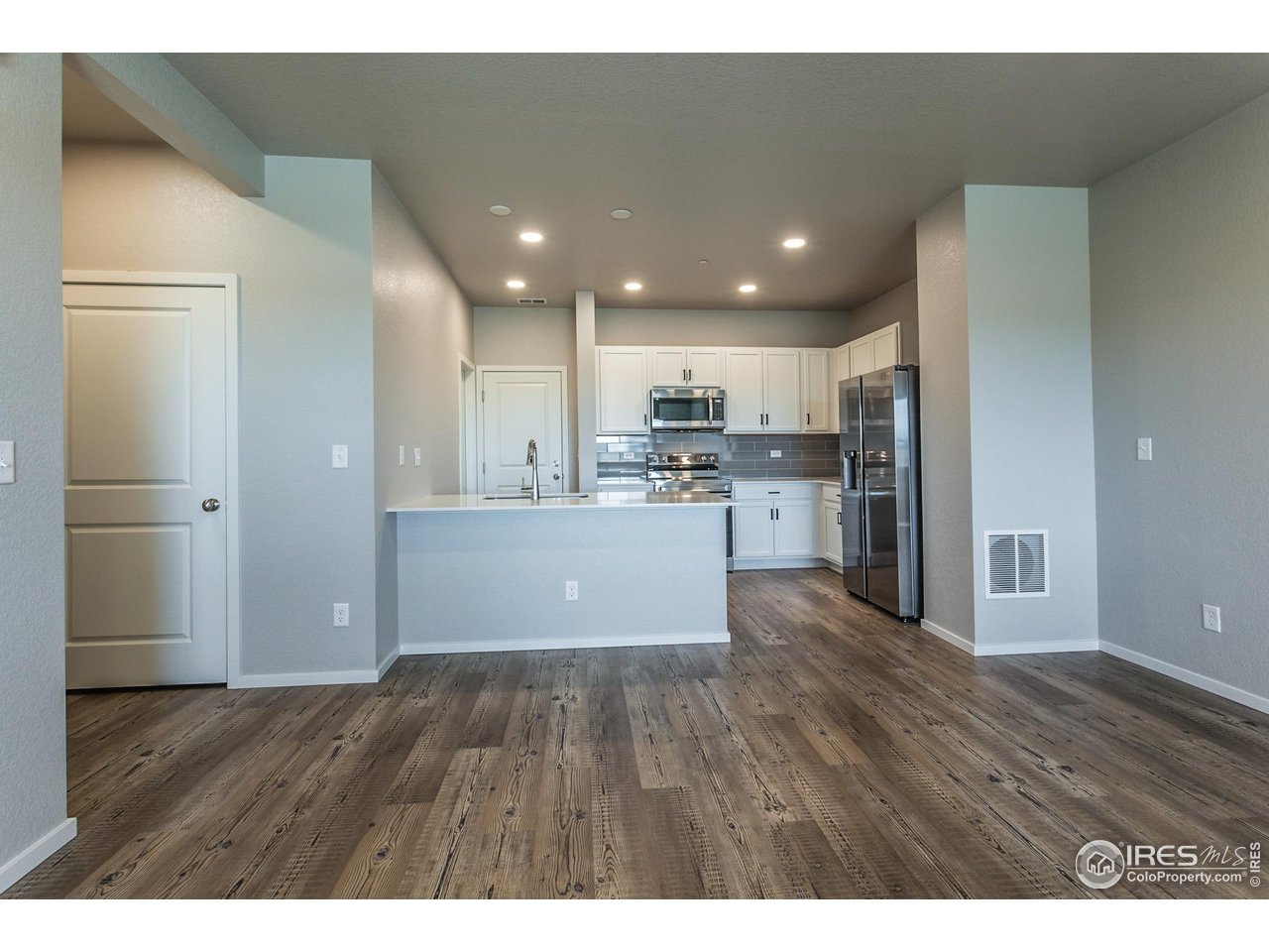 6719 4th St Road, Unit 2 Greeley, CO 80634 - Photo 9 of 35