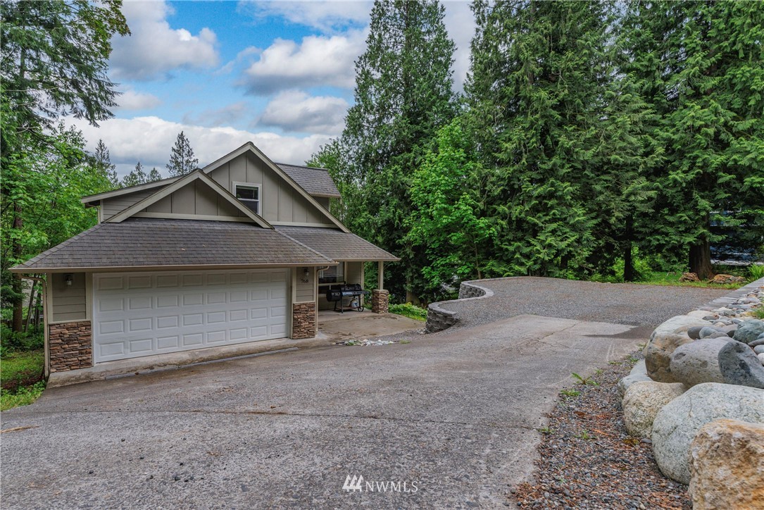 768 W Road Sedro-Woolley, WA 98284 - Photo 2 of 23