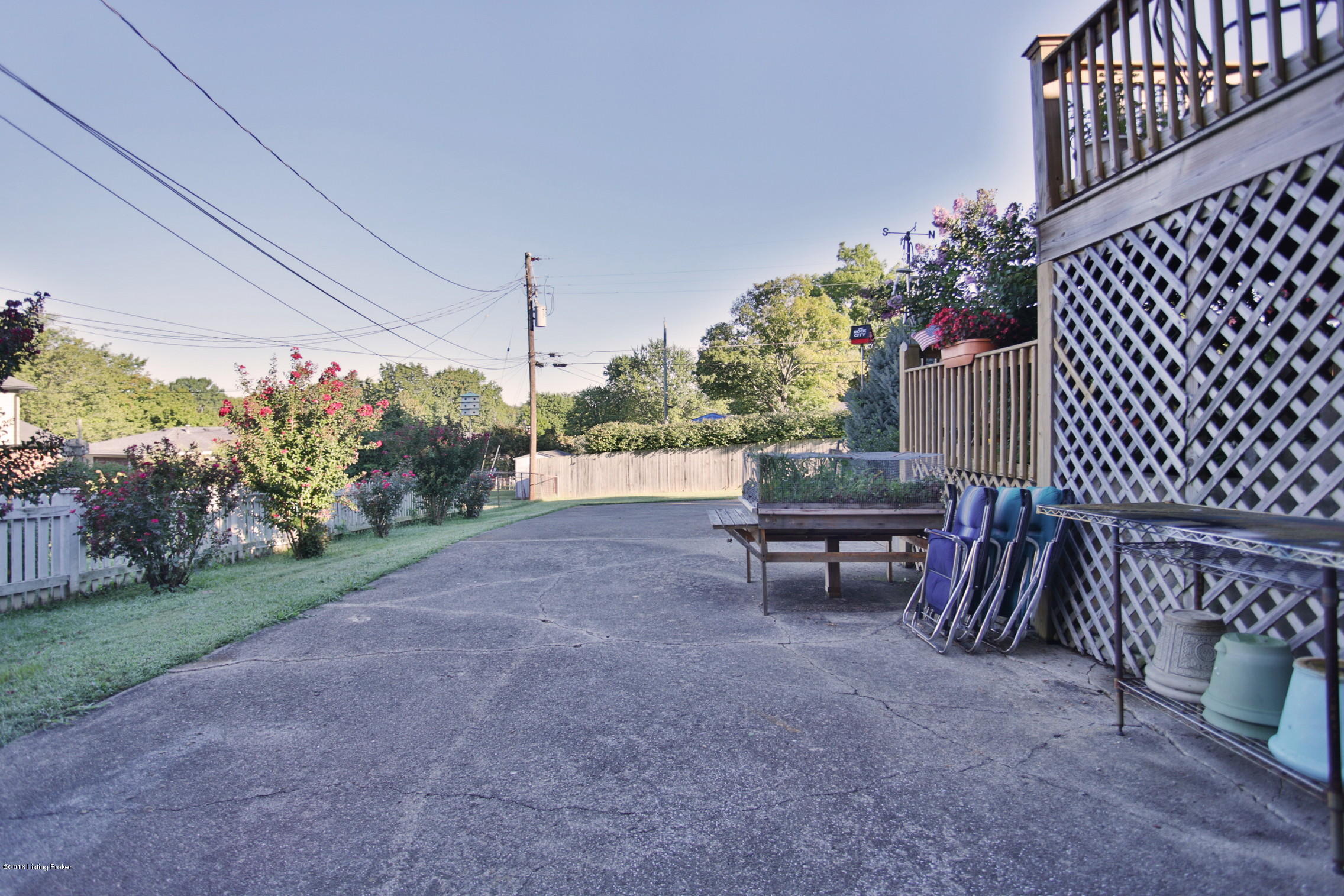 12305 Hardwick Road Louisville, KY 40243 - Photo 13 of 36 27