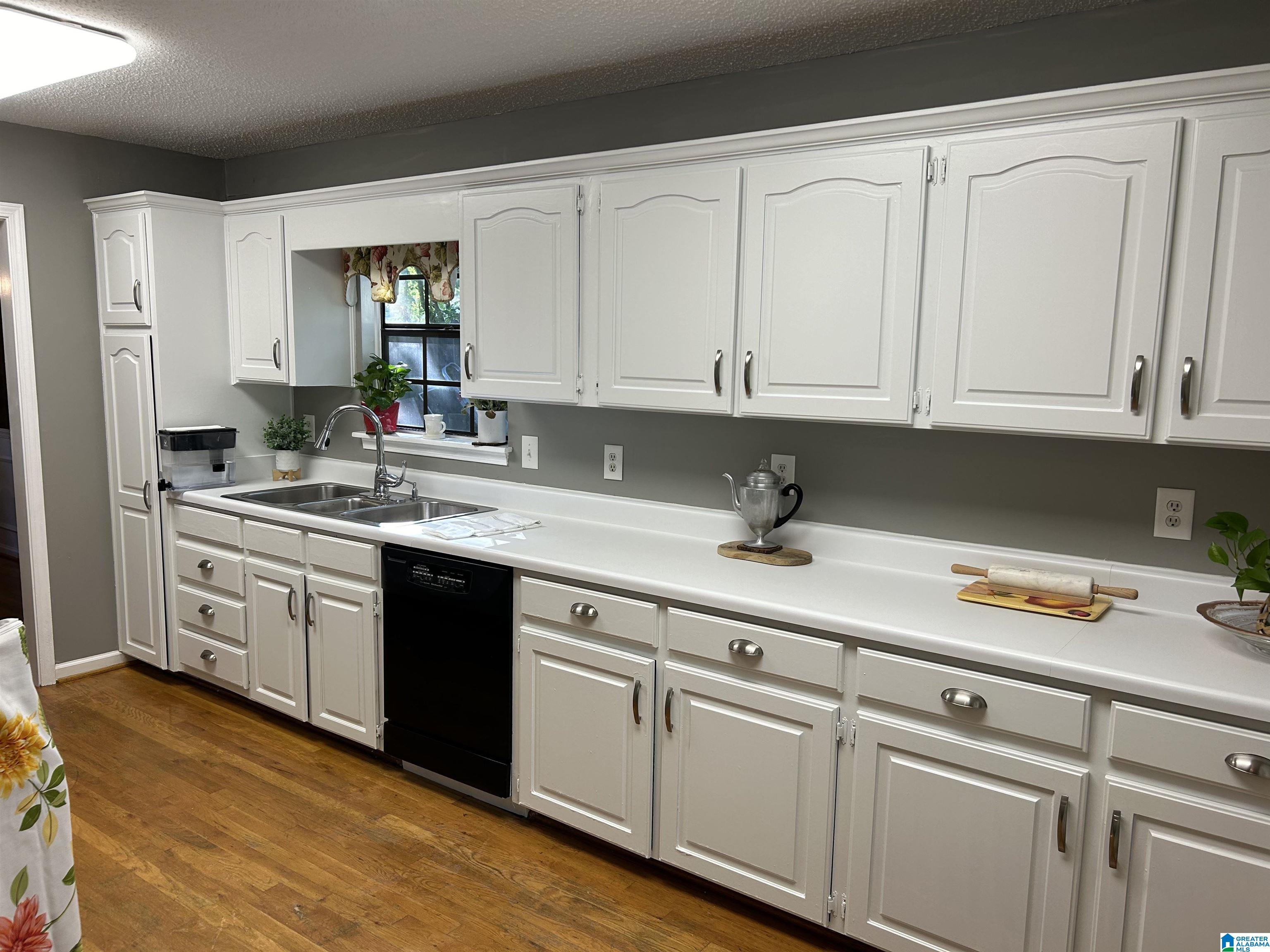 1118 Henry Drive Alabaster, AL 35007 - Photo 12 of 29