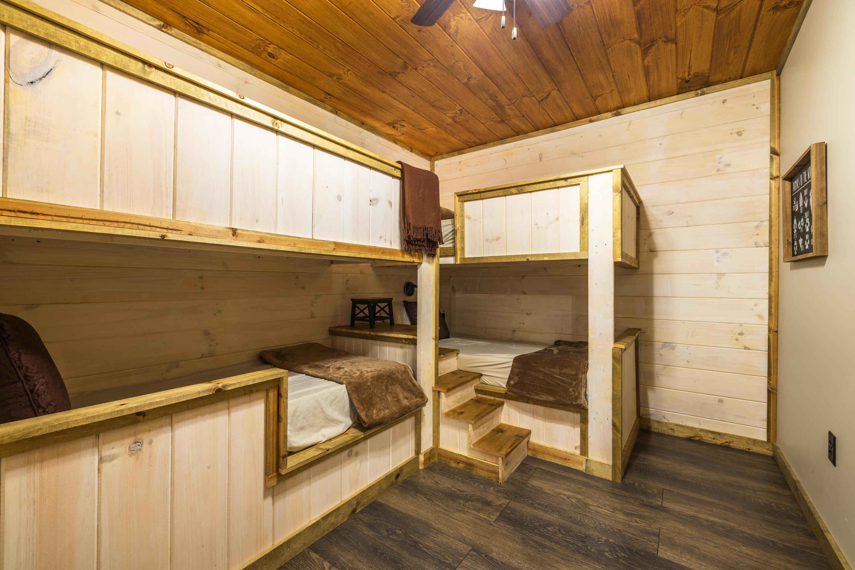 344 Skaggs Road Londonderry, OH 45647 - Photo 18 of 57 Sage Hill Escape bunk room with 4 beds