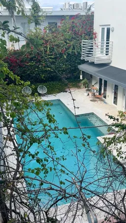 $1,950 | 825 Jefferson Avenue, Unit 4, Miami Beach, FL 33139