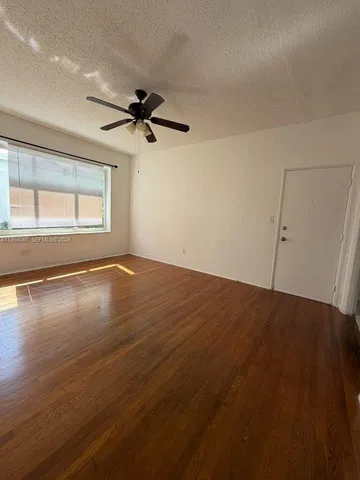 $1,950 | 825 Jefferson Avenue, Unit 4, Miami Beach, FL 33139