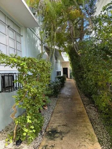 $1,950 | 825 Jefferson Avenue, Unit 4, Miami Beach, FL 33139