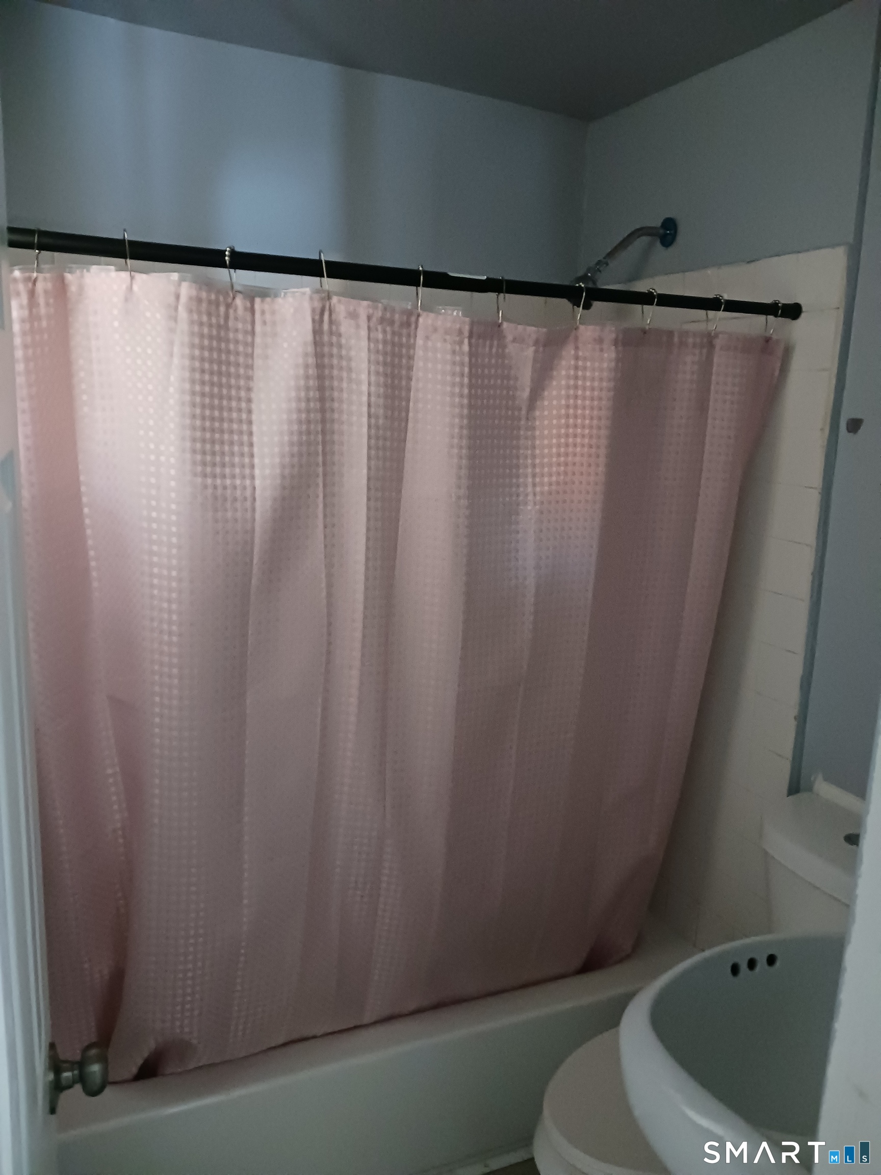 28 Crescent Street, Unit 2 Ansonia, CT 06401 - Photo 2 of 10