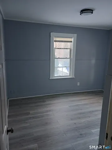 $1,900 | 28 Crescent Street, Unit 2, Ansonia, CT 06401