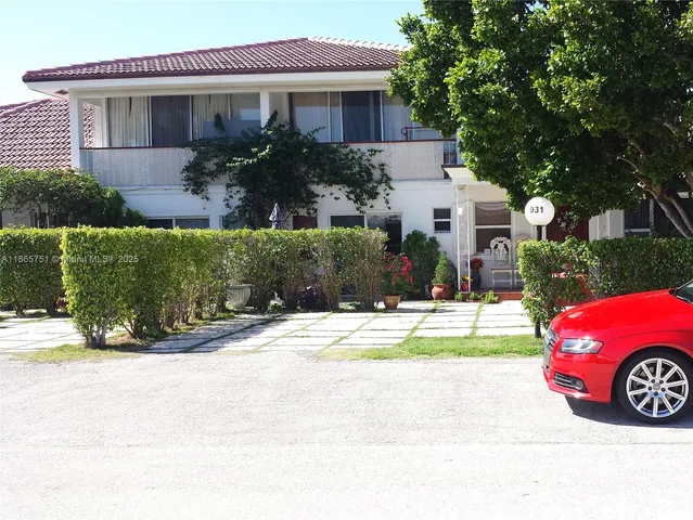 a house view with a outdoor space