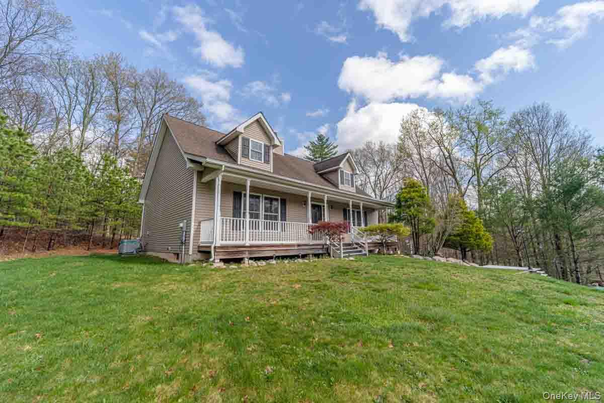 6 Stonybrook Road Pine Bush, NY 12566 - Photo 2 of 45