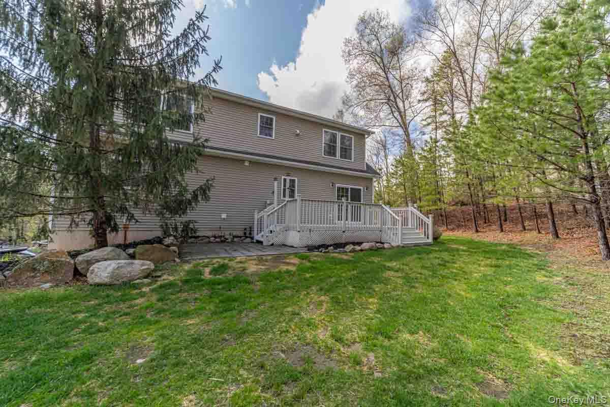 6 Stonybrook Road Pine Bush, NY 12566 - Photo 4 of 45