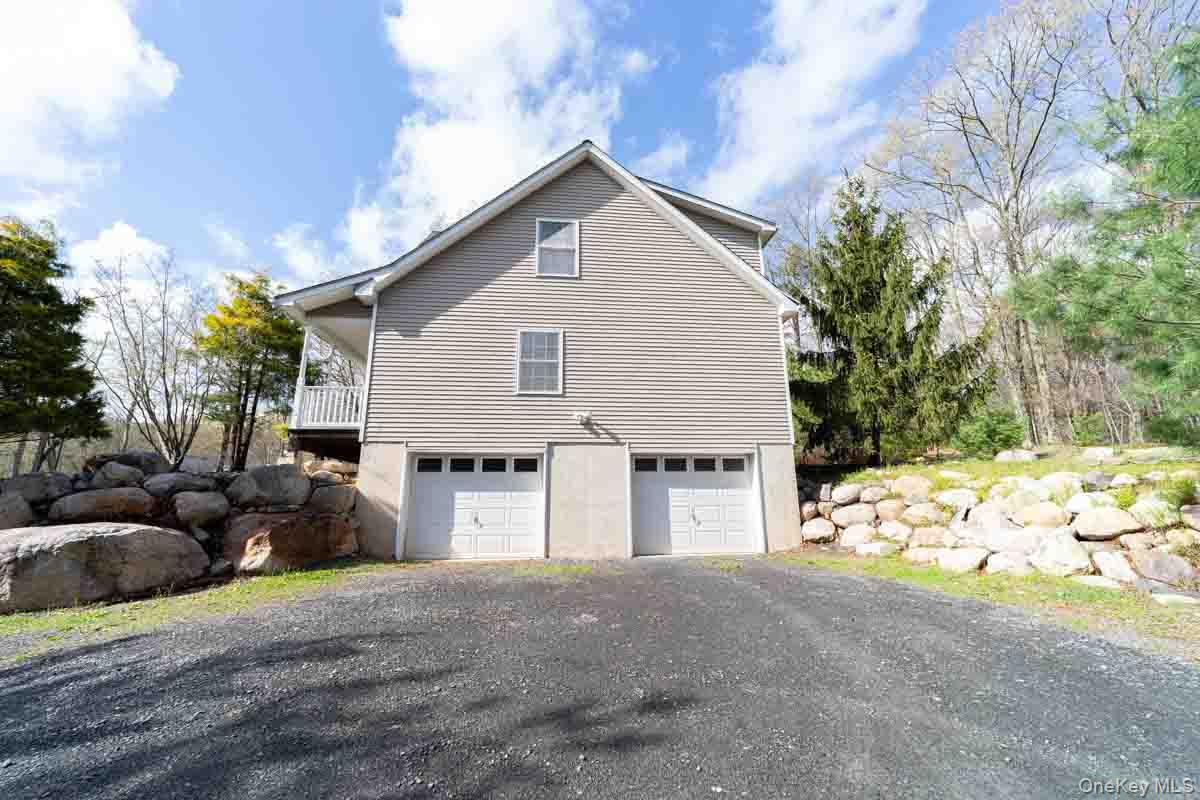 6 Stonybrook Road Pine Bush, NY 12566 - Photo 5 of 45