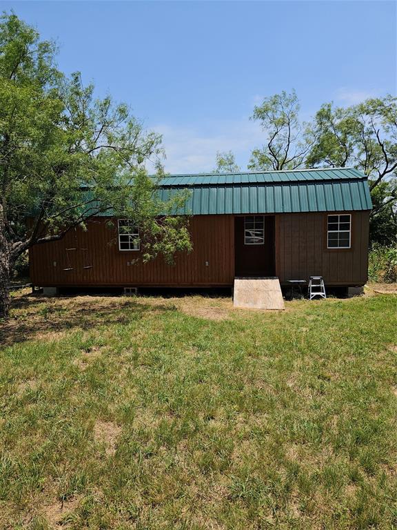 19069 Highway 6 Carbon, TX 76435 - Photo 8 of 15 Portable building with Bath and Kitchenette