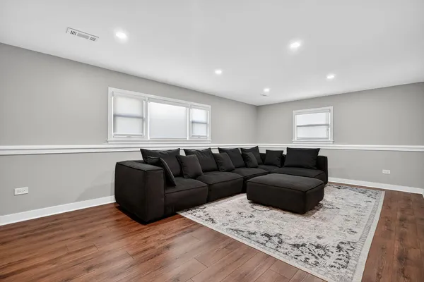 $599,900 | 5446 West Lunt Avenue, Chicago, IL 60646