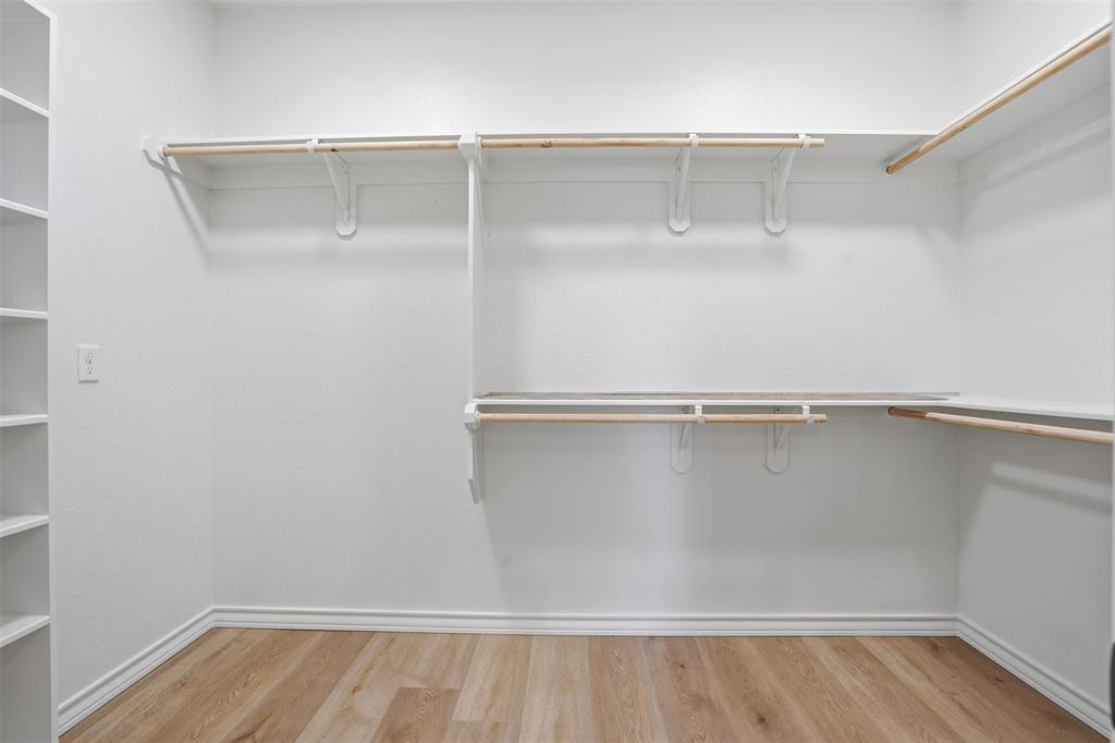 1865 Dobbs Valley Road Mineral Wells, TX 76067 - Photo 28 of 37 a view of an empty walk in closet