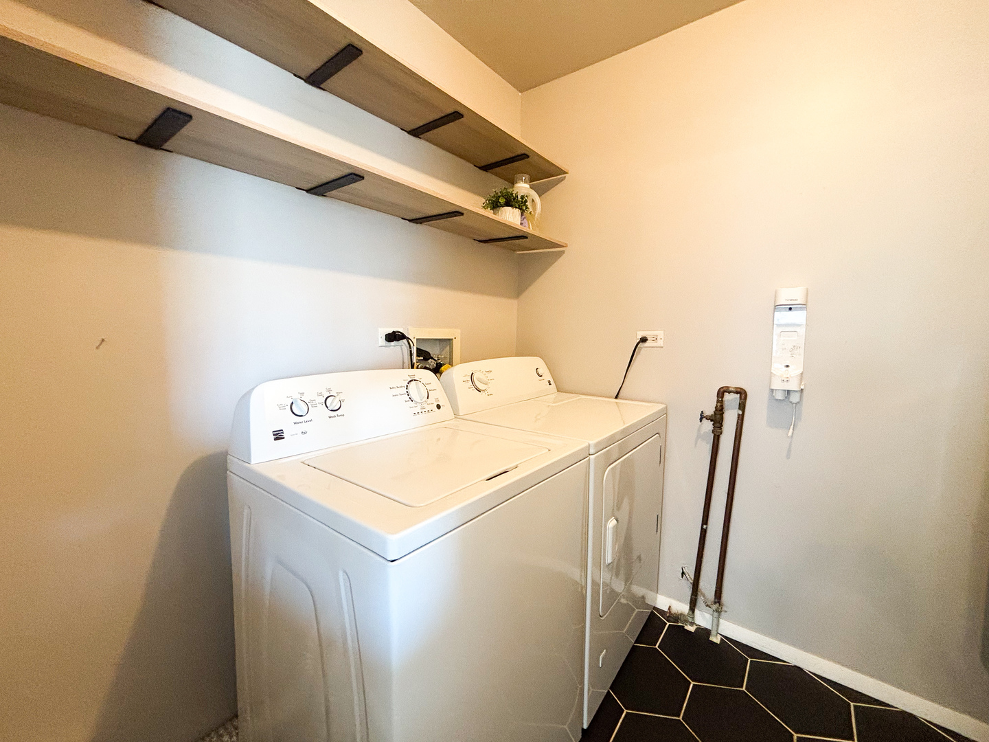 1474 Timber Trail, Unit D Wheaton, IL 60189 - Photo 18 of 22