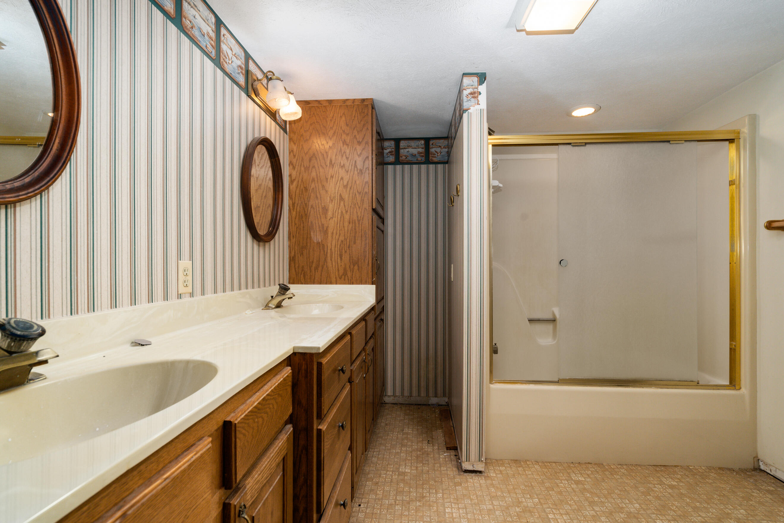 9320 Ravine Ridge Drive Southeast Caledonia, MI 49316 - Photo 34 of 48 A7300046