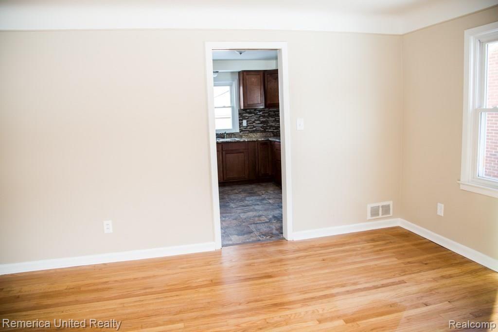 6625 Inkster Road Garden City, MI 48135 - Photo 10 of 30