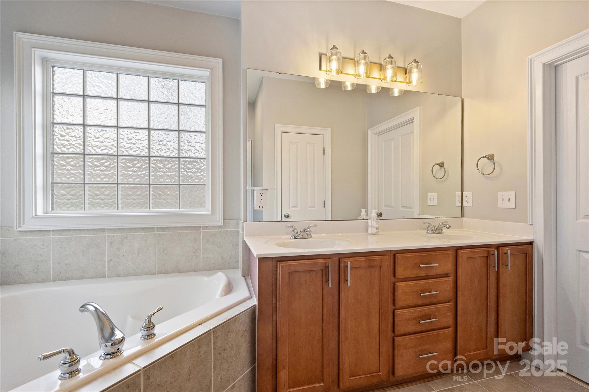 142 Mills Lane Fort Mill, SC 29708 - Photo 23 of 47