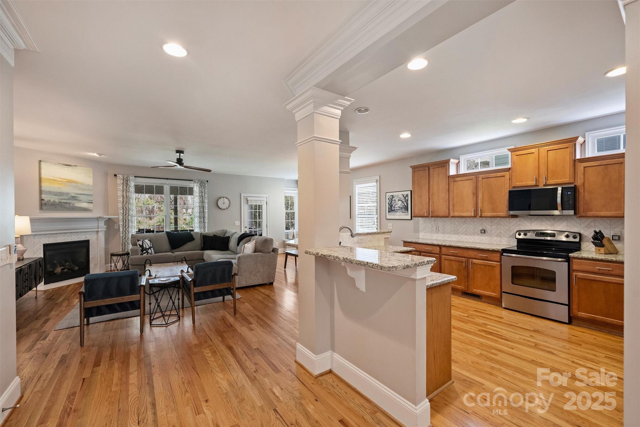 142 Mills Lane Fort Mill, SC 29708 - Photo 8 of 47