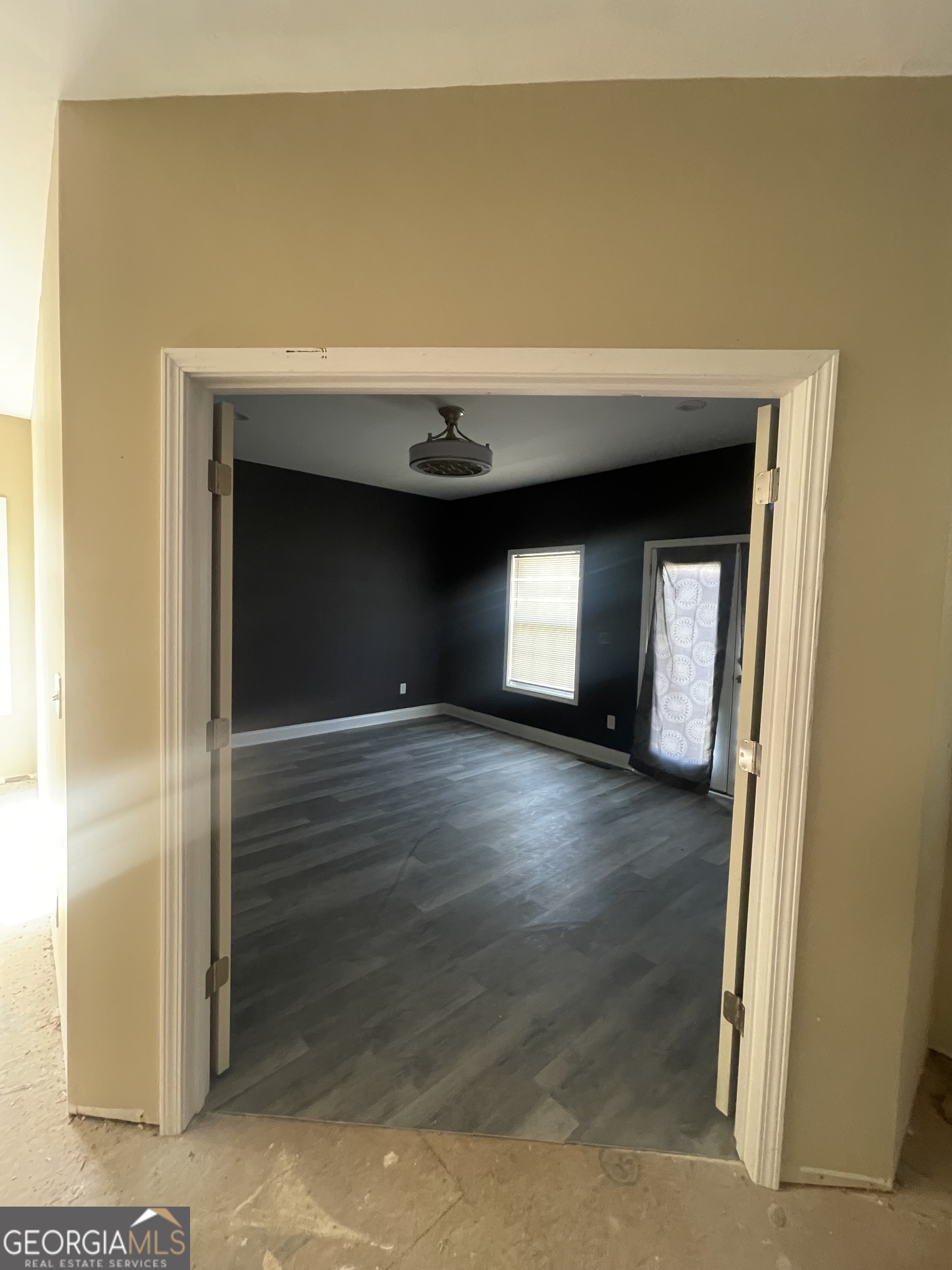 2889 Battlecrest Drive Decatur, GA 30034 - Photo 2 of 14 a view of a room that has a window