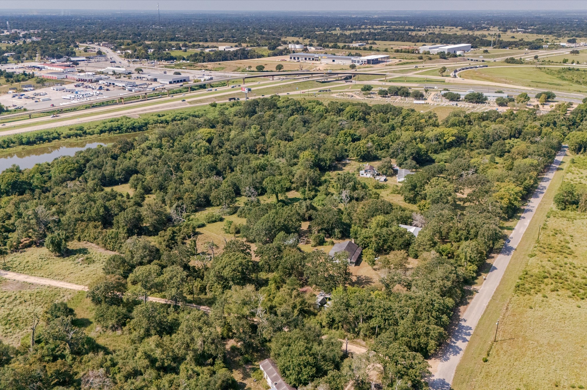 42109 Blumberg Road Hempstead, TX 77445 - Photo 2 of 6 a view of a city