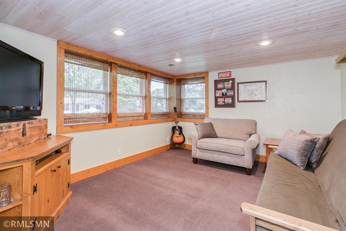 950 Morgan Road River Falls, WI 54022 - Photo 14 of 21 Gallery Image 14