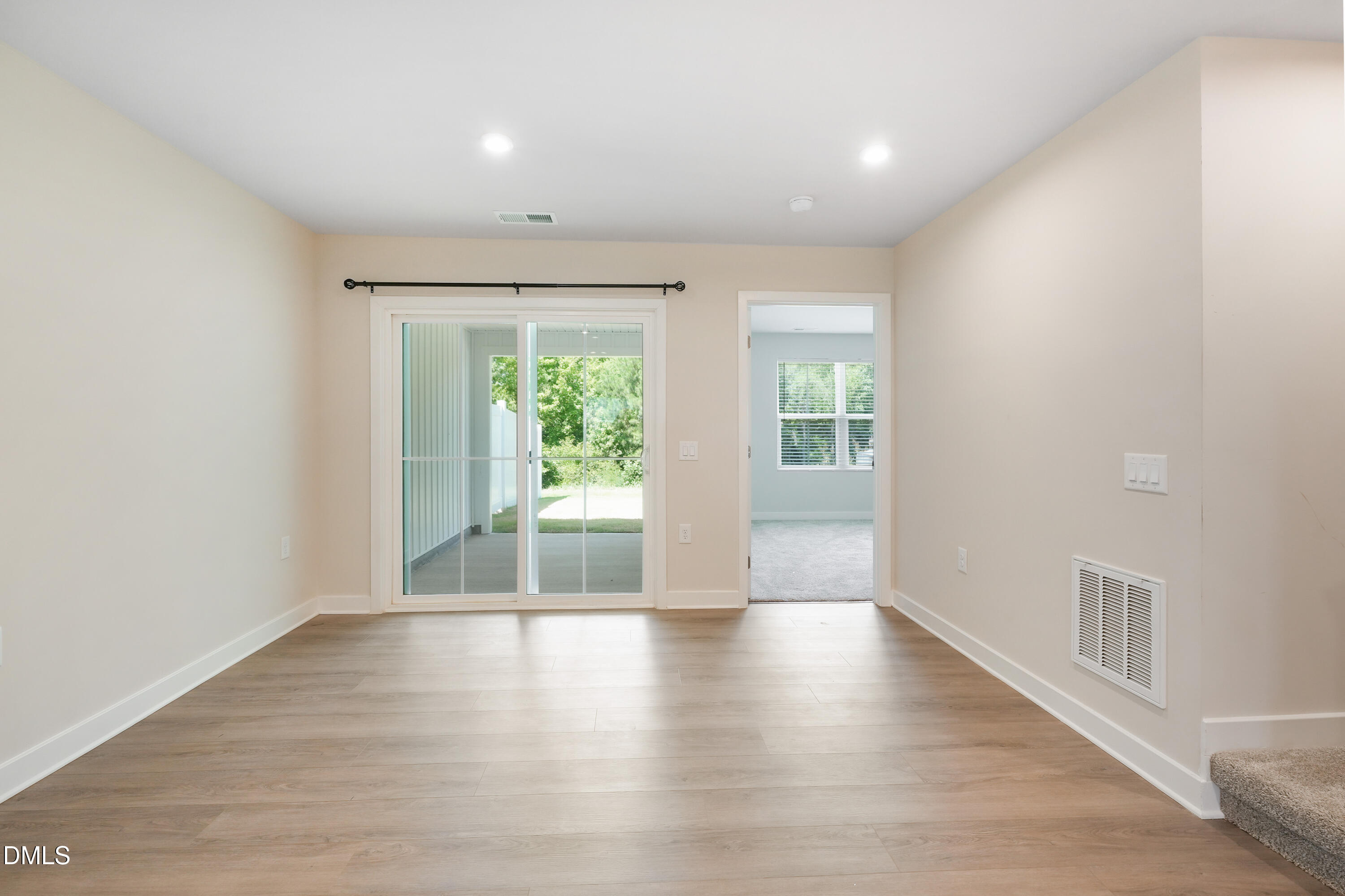 436 Grand Silo Road Raleigh, NC 27603 - Photo 12 of 53 436 Grand Silo Rd_www.scalaphotography.c