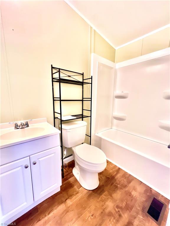 1044 Hodges Mill Road Dobson, NC 27017 - Photo 21 of 33 1044 Hodges Mill Rd bathroom